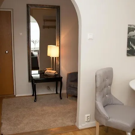 Aina Lahes Apartment *